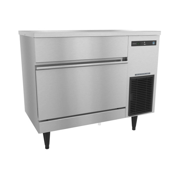 Hoshizaki IM-200BAC Air-cooled Square Cuber Icemaker with Built-In Storage Bin, 186 Lb./day, 115V
