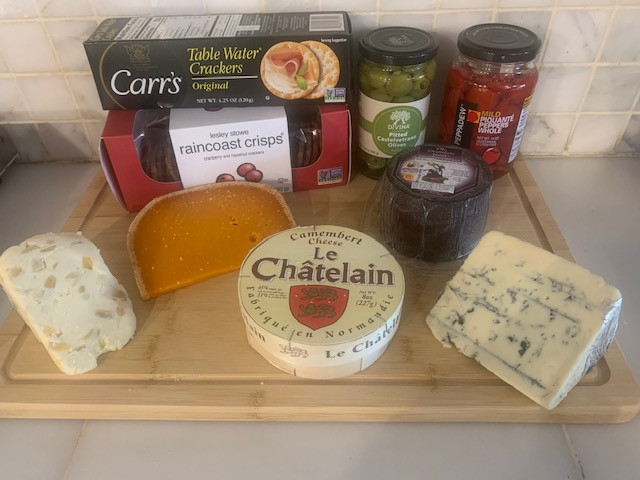 Holiday Cheeseboard Box Olsson S Fine Foods