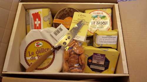 Cheesy Gift Basket Large