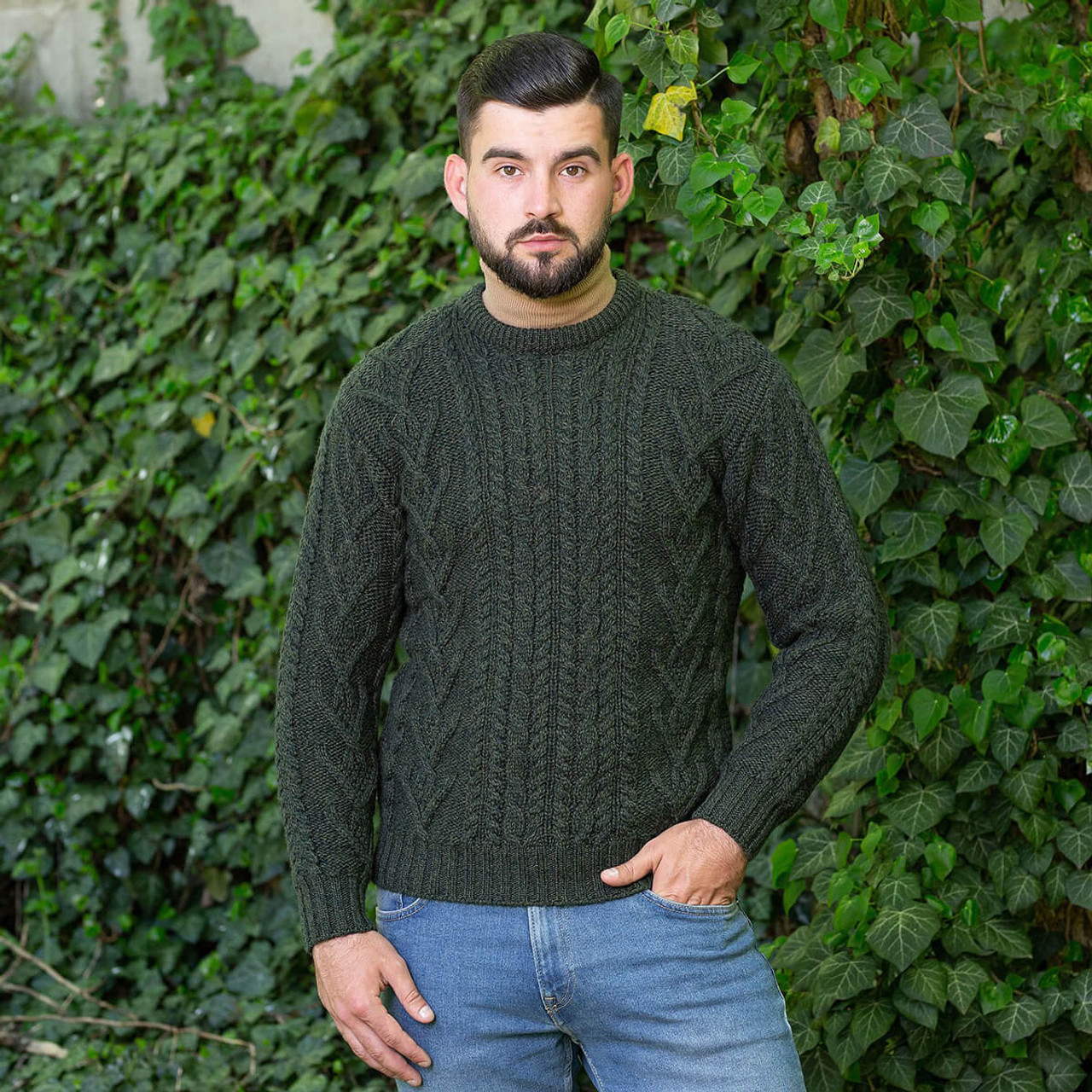 Green crew discount neck sweater mens