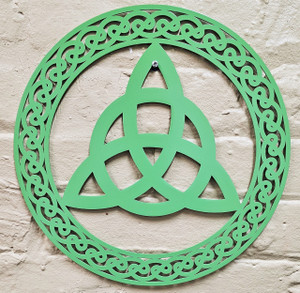 Exclusively Irish Trinity knot round-shaped wall hang - Green