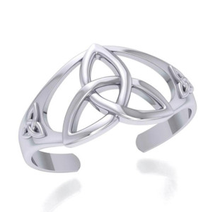 Embossed Trinity Knot Cuff Bracelet in Silver
