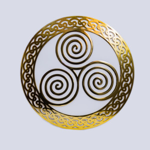 Triskelion Round-Shaped Wall Hang - Polished Brass