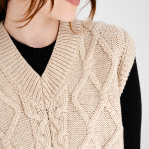 ML153-109 Oversized Aran Cable Vest for Ladies in Parsnip Color SAOL