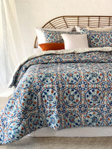 Blue Tile Quilt Set