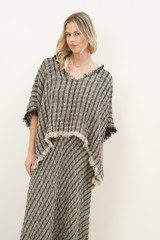 Sarita Fringed Top Black & Natural Blocks