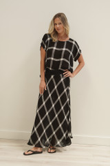 Carina Box Top Black & White Check