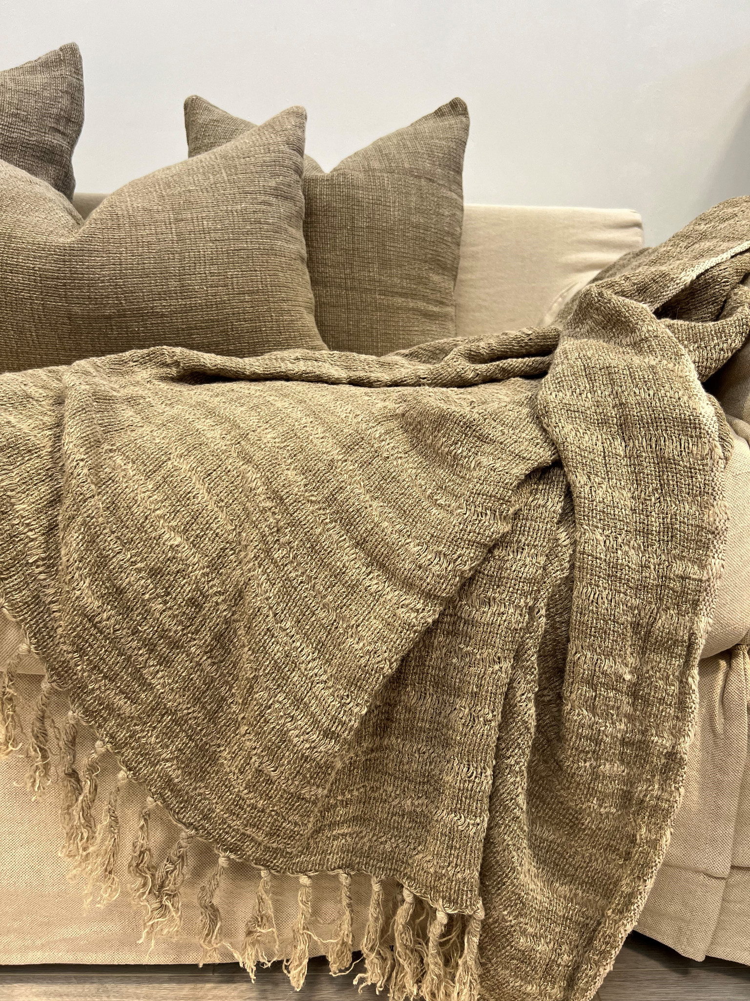 Audrey Spaced Linen Bed Throw Olive - Linens Unlimited