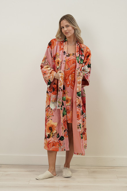 Tuscan Rose Pink Velvet Robe - Linens Unlimited