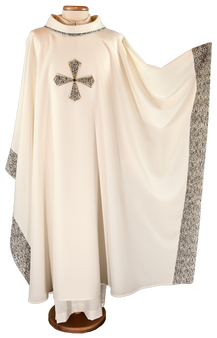 Square-Cut Chasuble in 100% Polyester with Hand-Sewn Cross and Raw Wool Inserts – Elegant Liturgical Vestment for Solemn Celebrations