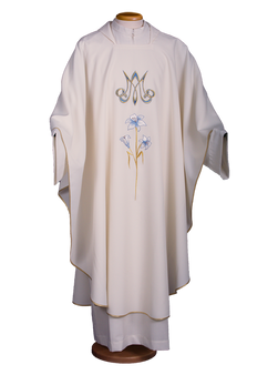 Marian Chasuble in 100% Polyester with Delicate Embroidery – Elegant Liturgical Vestment Honoring Our Lady
