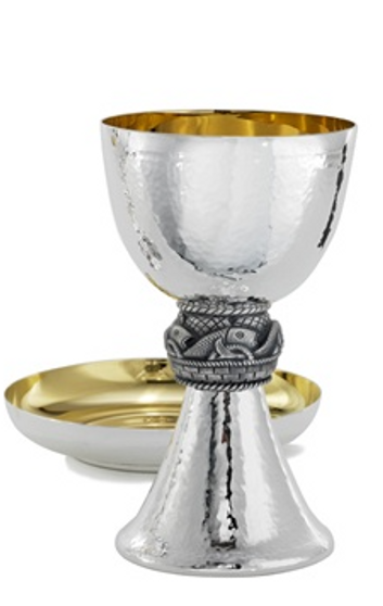 Silver-Plated Chalice with Gold-Lined Hammered Cup and Silver-Ox Fish Node – A Symbol of Faith and Grace
