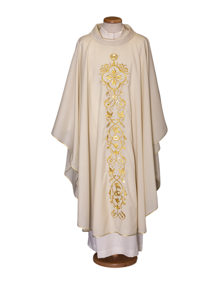 Pure Wool Chasuble with Classic Embroidery – Elegant and Traditional Vestment for Catholic Liturgical Celebrations
