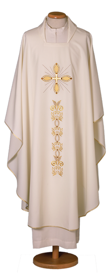 Economical Chasuble in 100% Polyester with Square Collar and Classic Embroidery – Simple and Elegant Liturgical Vestment
