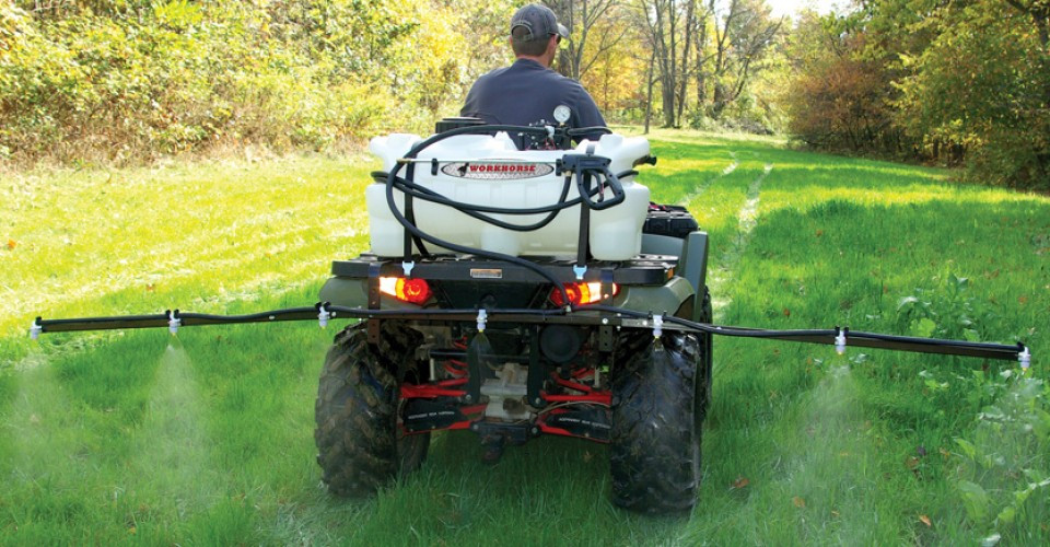 Workhorse 25 Gal Deluxe ATV Sprayer 7 Nozzle Boom | ATV2507