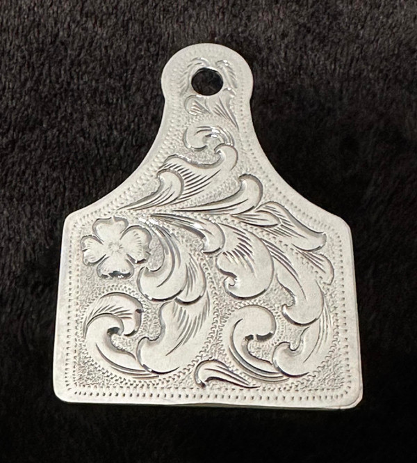 Back design sample.<br>
Each piece is hand engraved and has a unique design variation.<br>
No two pieces are the exactly alike.<br>