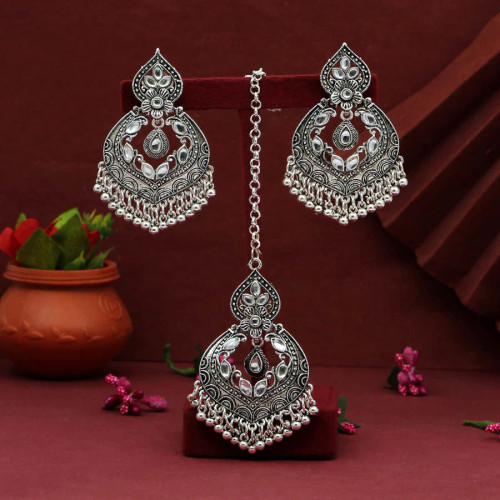 Silver Color Leaf Shaped Oxidised Earrings Tikka Set