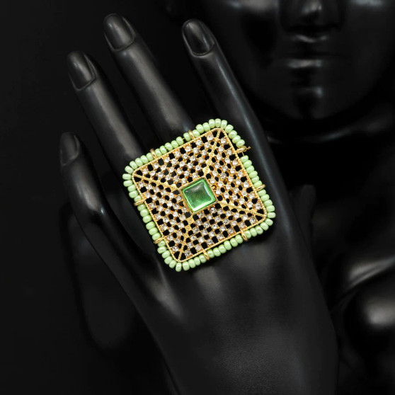 Pista Green Color Finger Ring