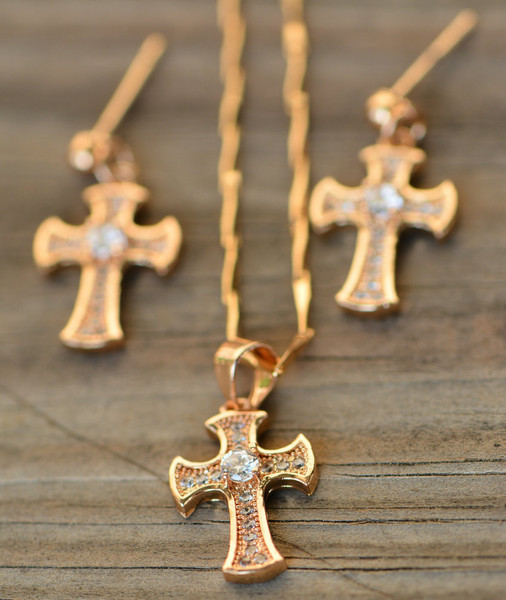 18K Gold White Cross Zircon AAA Designer Women Brass Set