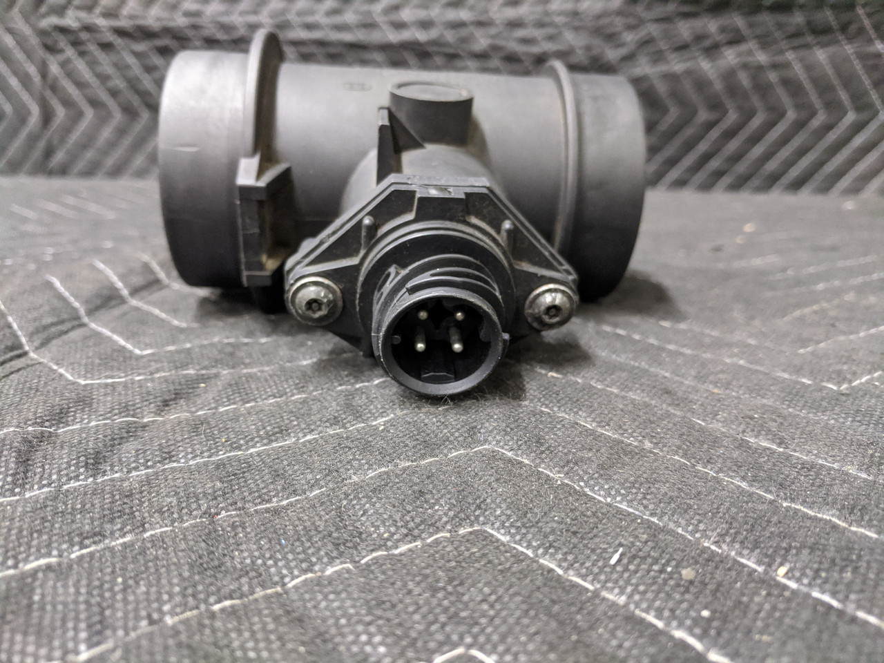 BMW E31/E36/E38 Mass Air Flow Meter MAF Bosch 0280217110