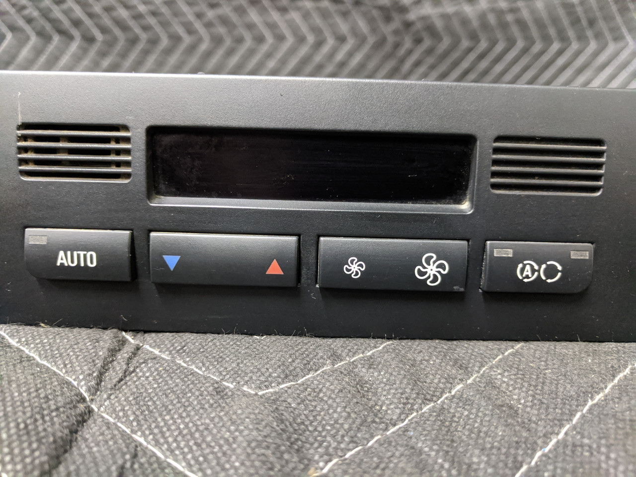 BMW E46 3-Series Climate A/C Control Module 64116902440