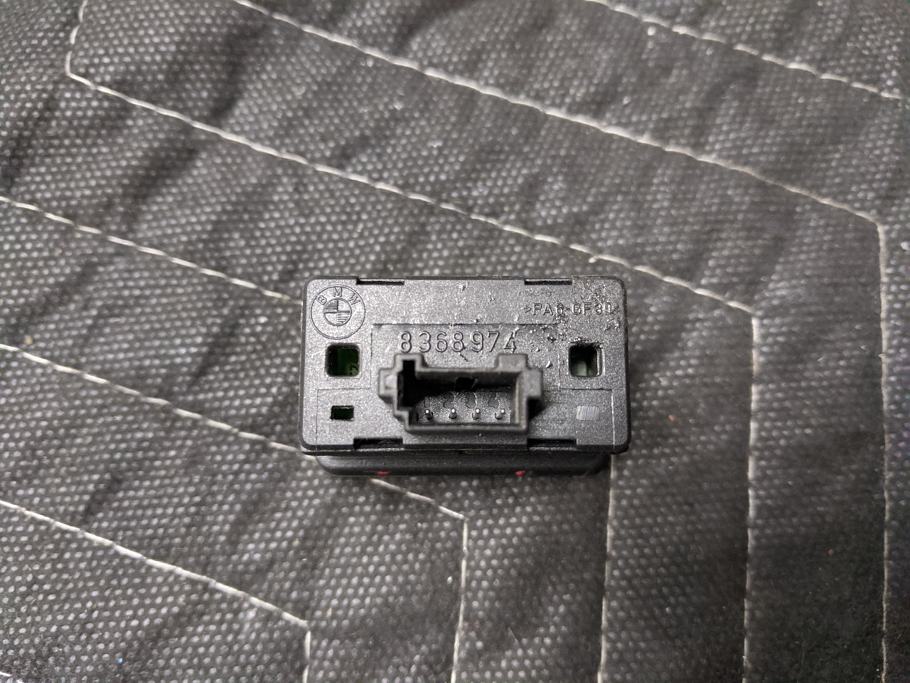 BMW E38/E39 61318368974 | recycleBMWs.com | Used BMW Parts