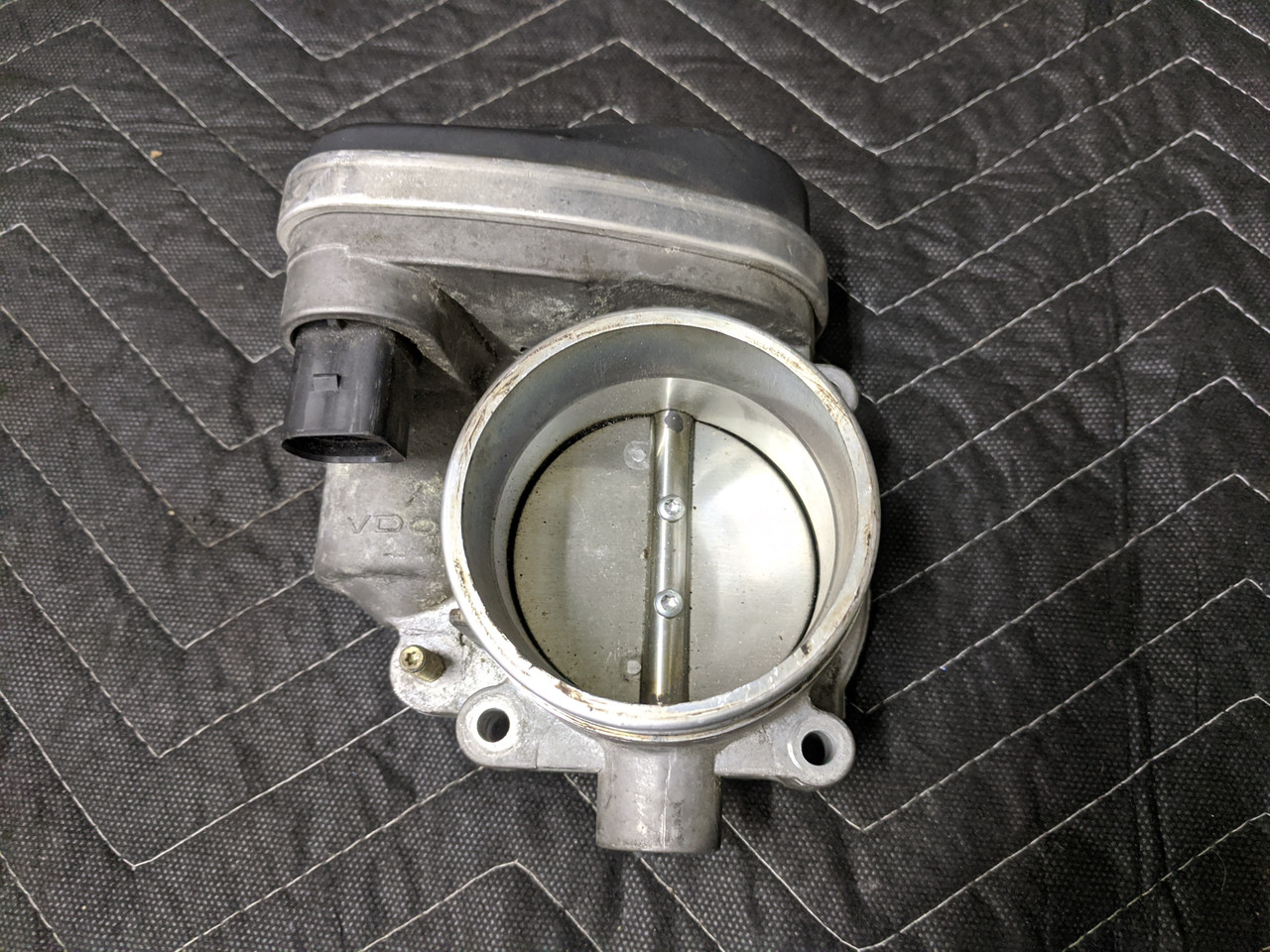 BMW E39/E46/E60/E61/E83/E85 Throttle Body 13547502444