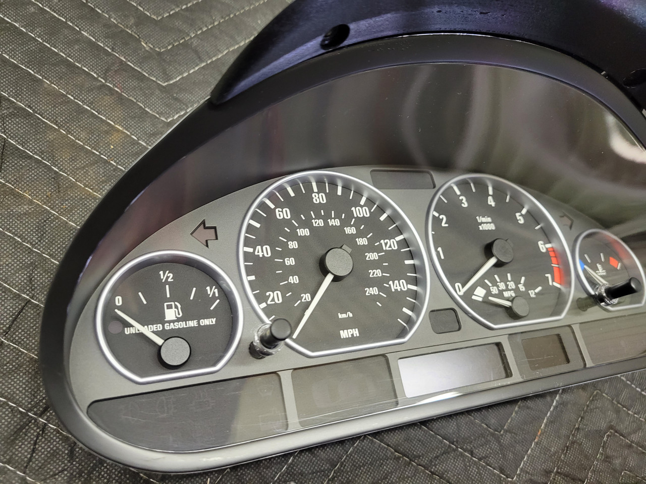 BMW 320i E46 GF-AM20 純正 スピードメーター 174，246km 206S 5AT 