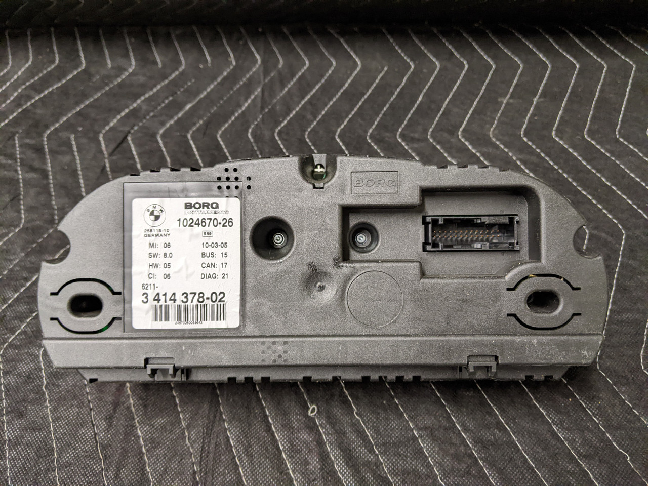 BMW E83 X3 Instrument Cluster Speedometer Odometer 62113414378