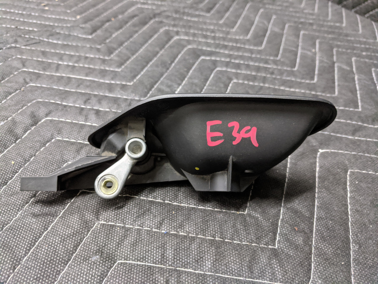 BMW E39 E38 Door Handle Cap – Black Plastic, 528i 540i 530i M5 740iL 750iL (Used OEM)