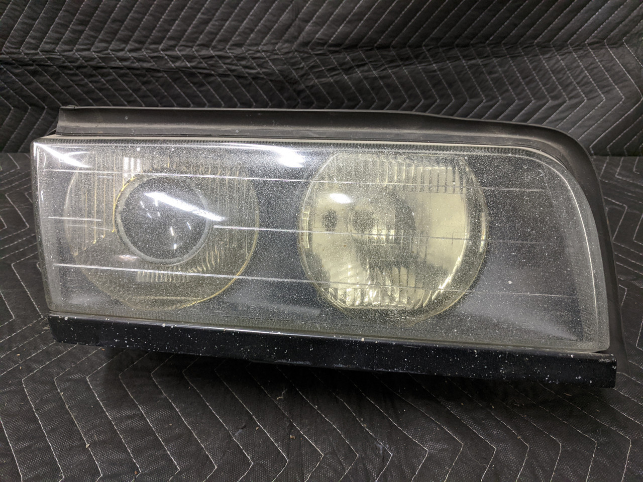 BMW E38 7-Series Headlight Right Passenger 63128352744