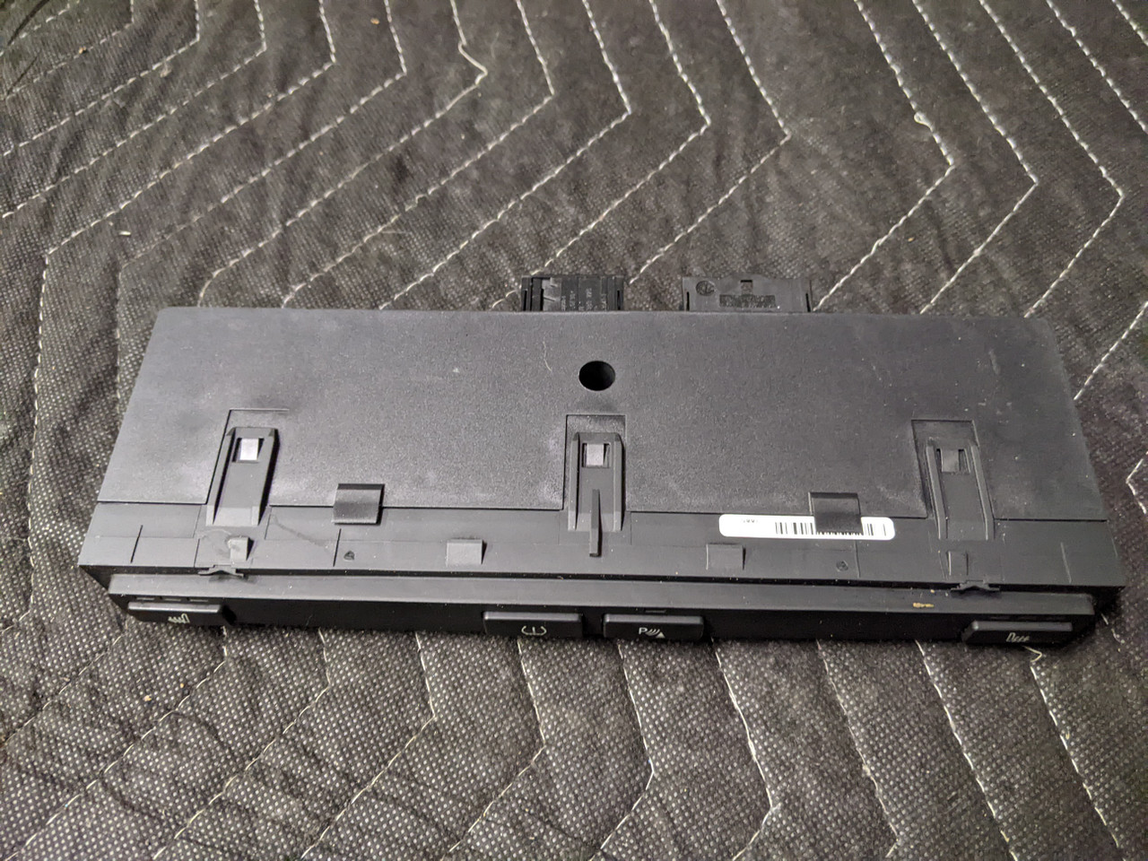 BMW E60 M5 Center Switch Panel 6985802