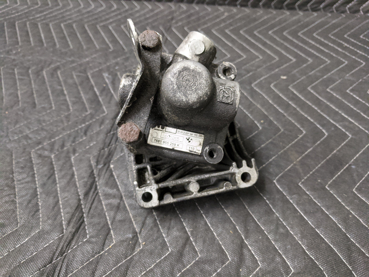 BMW E36 3Series M3 Power Steering Pump ZF 32412227197