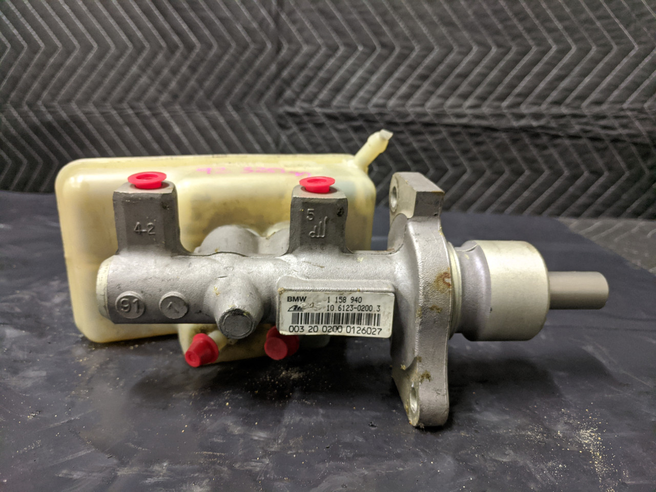 BMW E36 3Series Brake Master Cylinder 1158940