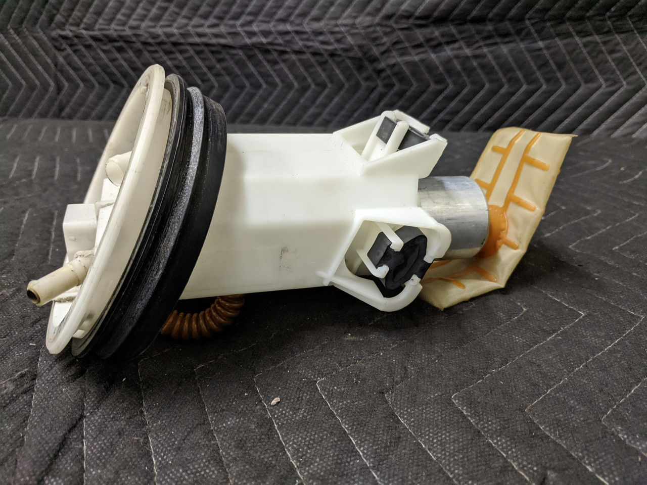 BMW E36 16141182842 | recycleBMWs.com | Used BMW Parts