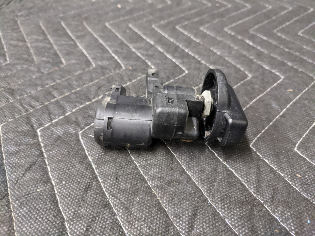 BMW E23/E24/E28/E30 Transmission Range Selector Switch 61311374586