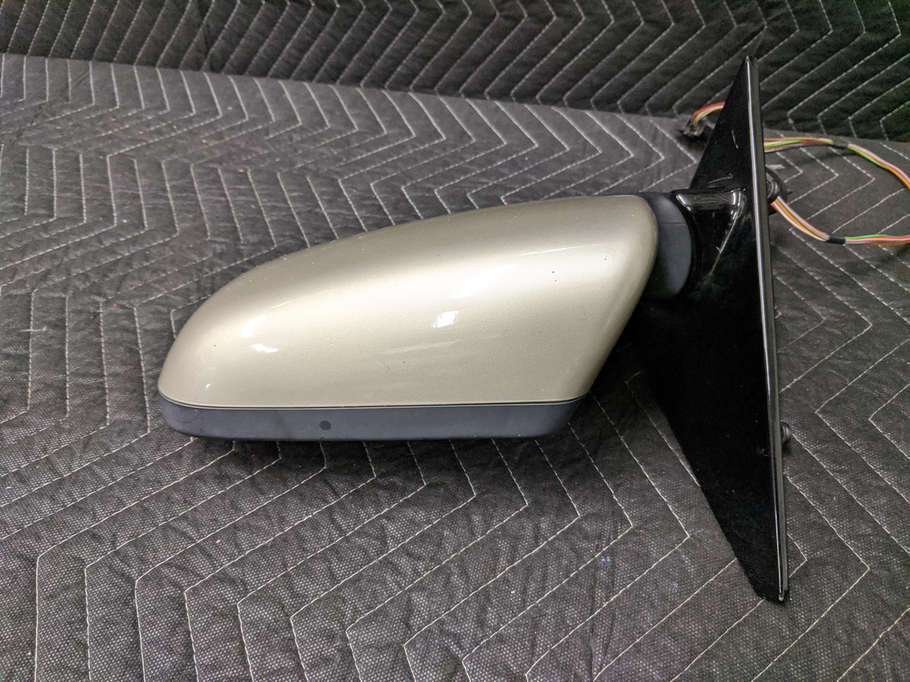 BMW E38 7-Series Electric Heated Exterior Mirror Left Driver Kaschmirbeige Metallic 51168191307