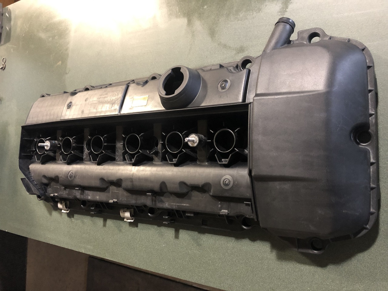 BMW M54 Valve Cover 