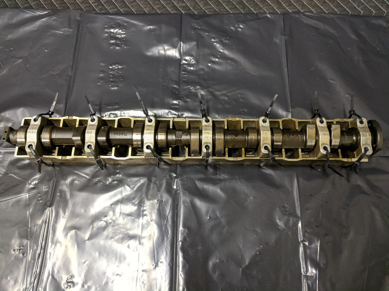 BMW E36 3-Series S52 Engine Exhaust Camshaft With Tray 1703891