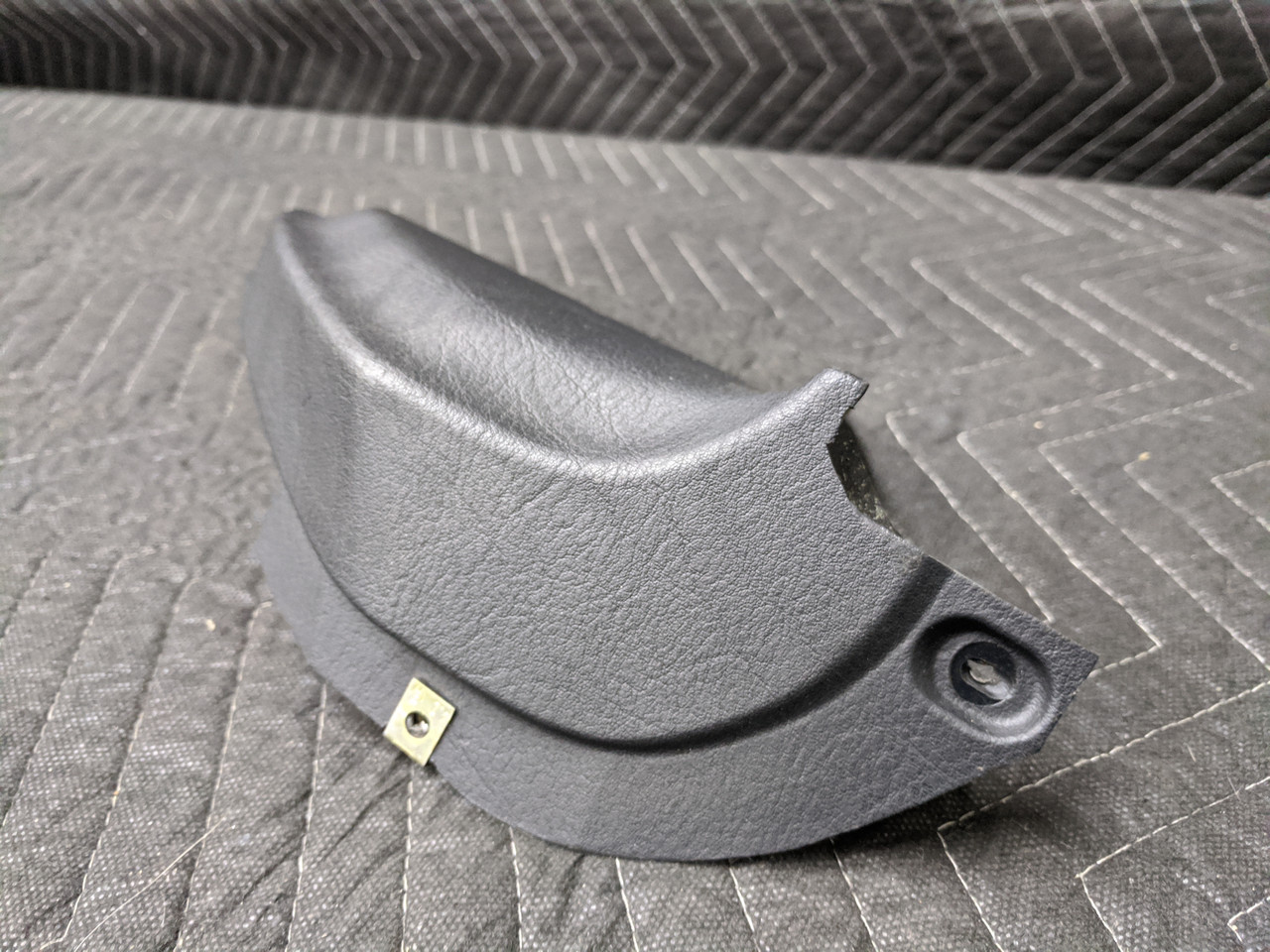 BMW E36 3-Series Dash Corner Trim Cover 1977226