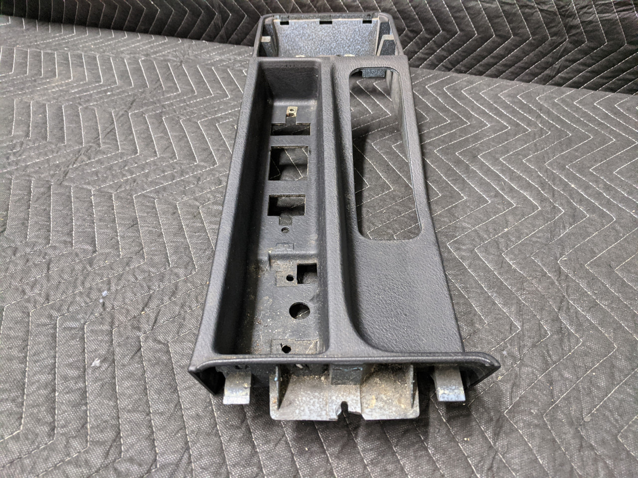 BMW E36 3-Series Center Console Black 51168167822