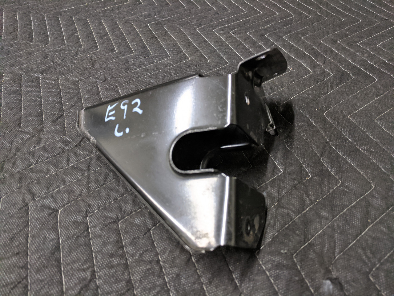 BMW E90/E91/E92/E93 3-Series Hood Lock Plate Left 51647116705