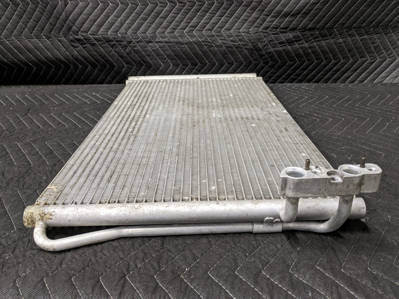 BMW E90/E91/E92/E93 3-Series A/C Condenser 64539169526