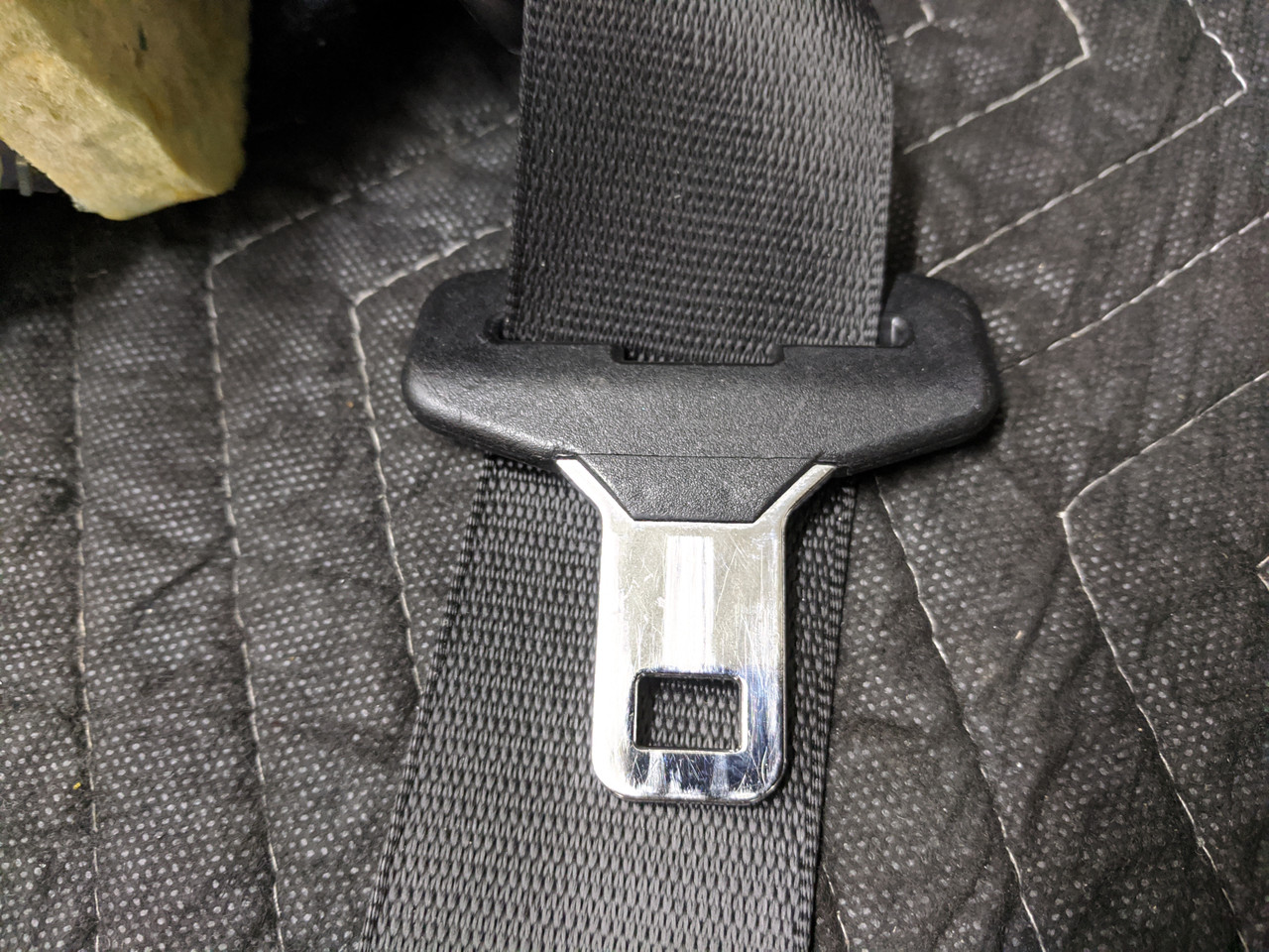 BMW E92 3-Series Coupe Front Right Seatbelt Schwarz 72119114284