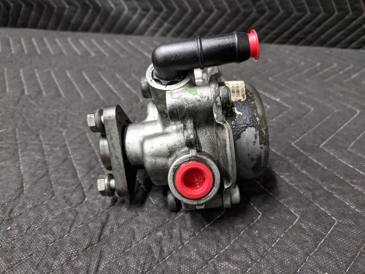 BMW E46 3-Series Power Steering Pump LF-20 32416760034