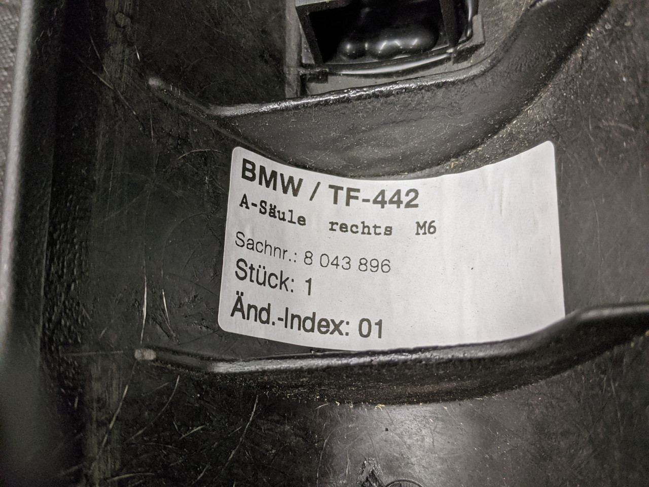 BMW E64 M6 Convertible A-Pillar Right Schwarz 51438043896