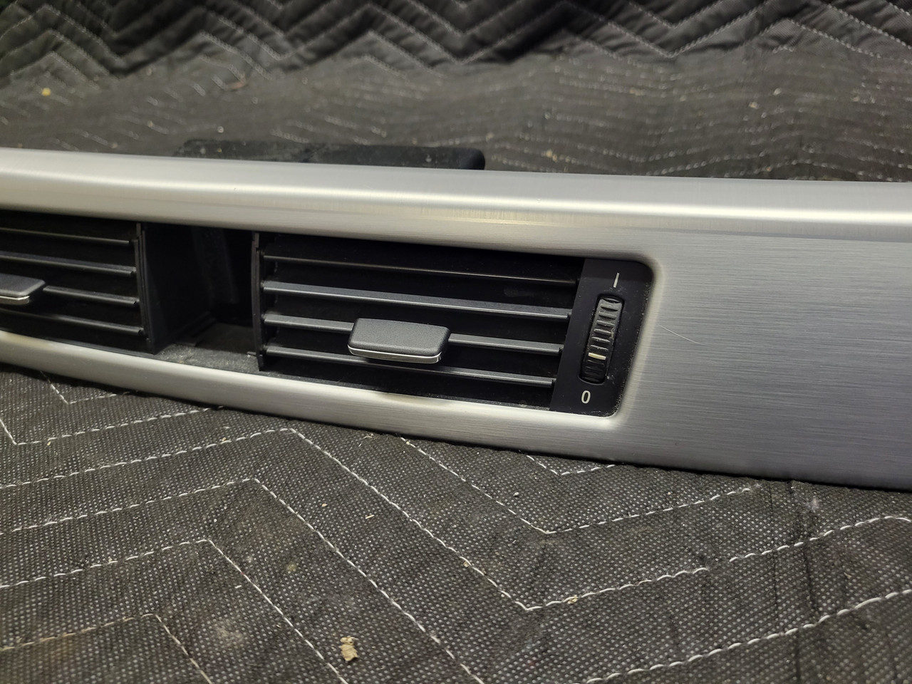 BMW E90/E91/E92/E93 51459147391 | recycleBMWs.com | Used BMW Parts