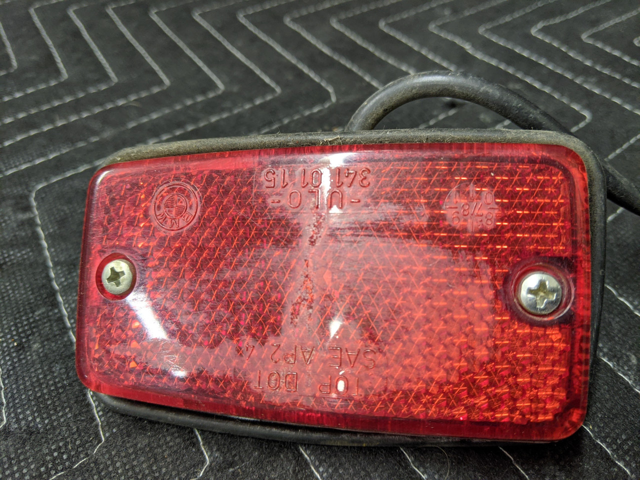 BMW E12/E21/E24 Side Marker Light Right 63141360250