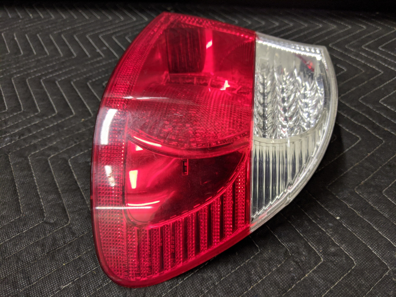 BMW E46 3-Series Coupe M3 Tail Light LED Right Passenger Red/White 63216920700