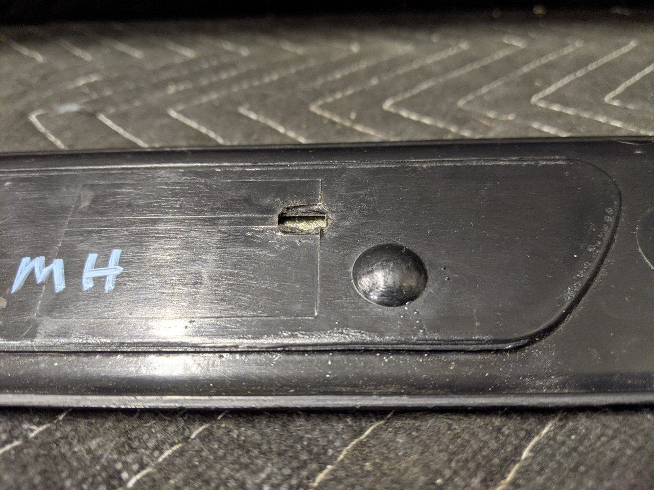 BMW E46 3-Series M3 Door Sill Cover Right Passenger 51478204114